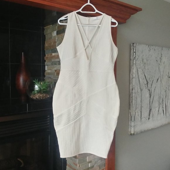 MISSGUIDED premium bandage dress - Picture 1 of 3